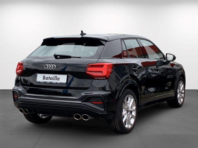 SQ2 2.0 TFSI quattro AHK Navi Matrix Kamera SHZ