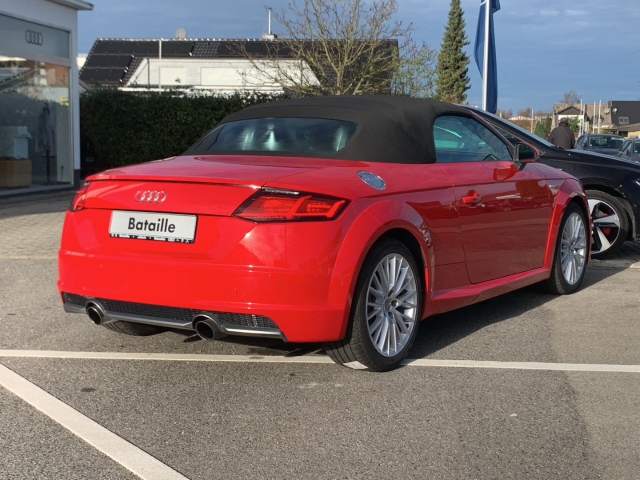 TT Roadster 1.8 TFSI S-line Navi LED Klimaautom.