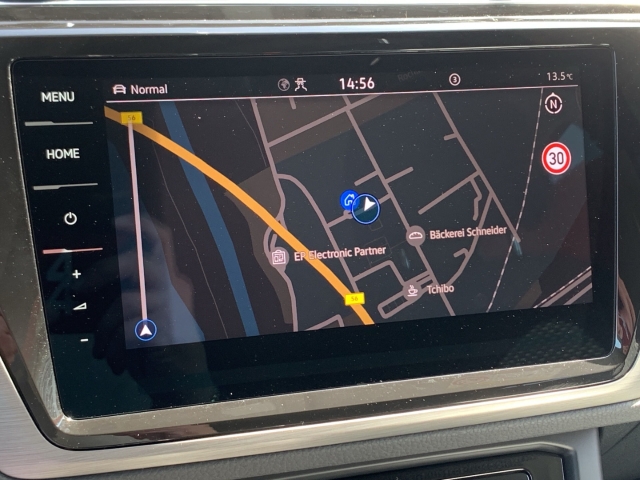 Touran 2.0 TDI Comfortline 7-Sitze AHK Navi ACC