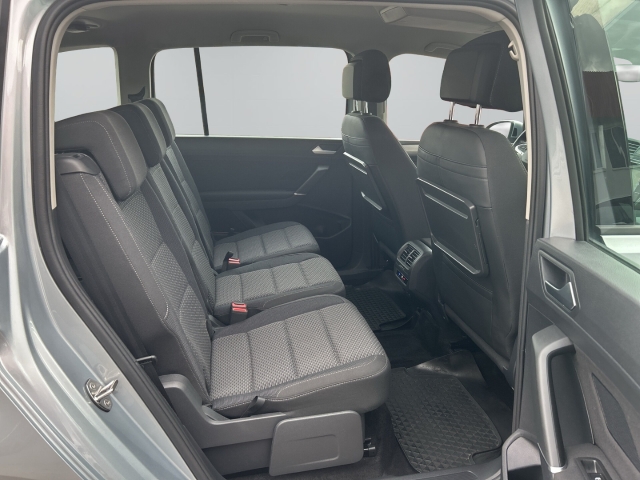 Touran 1.5 TSI Comfortline 7-Sitze SHZ ACC Kam.