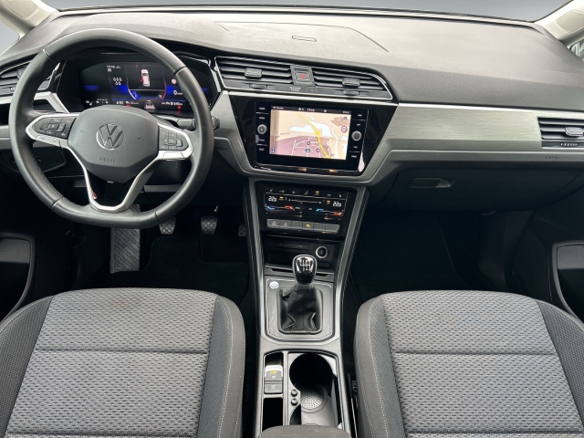 Touran 1.5 TSI Comfortline 7-Sitze SHZ ACC Kam.