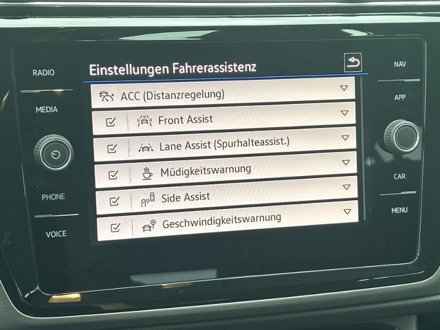 Touran 1.5 TSI Comfortline 7-Sitze SHZ ACC Kam.