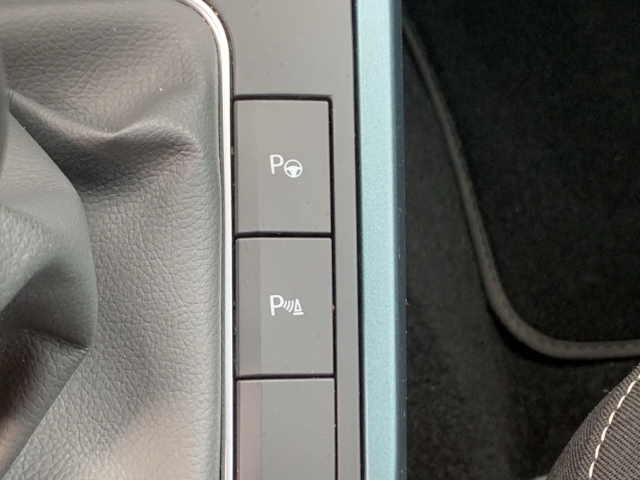 Arona 1.0 TSI Xperience Navi LED Klima R-Kam.