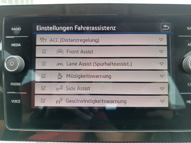 T-Cross 1.0 TSI Life Navi Kamera ACC SHZ GJR