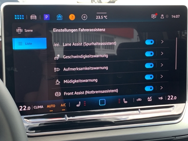 Golf 1.5 eTSI DSG AHK Navi H&K ACC SHZ PDC