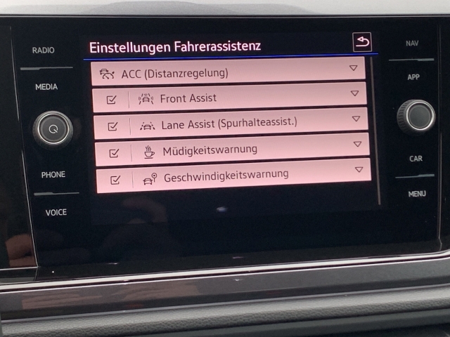 Taigo 1.0 TSI Style Navi LED ACC SHZ Klimaaut.