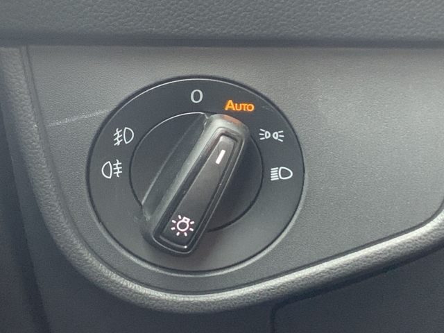 Taigo 1.0 TSI Style Navi LED ACC SHZ Klimaaut.