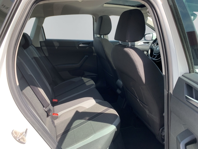 Polo 1.0 TSI Highline Pano Navi LED SHZ APP GJR
