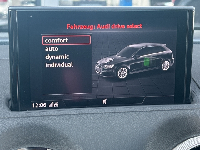 A3 Sportback 40 e-tron Navi ACC Kamera SHZ 18''