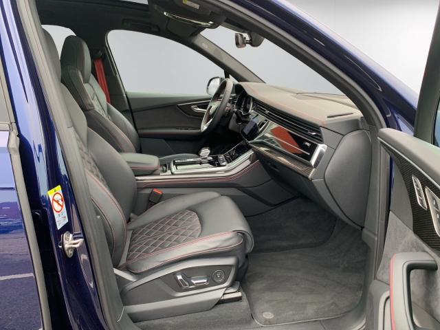 Q7 3.0 TDI quattro competition plus AHK Pano 22''