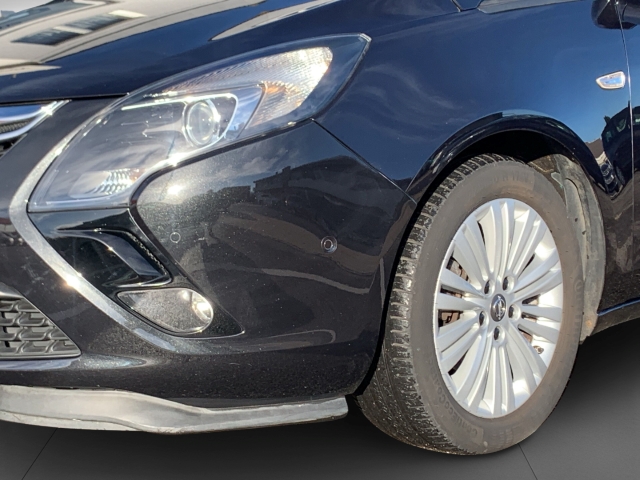 Zafira Tourer 1.4T Edition AHK Navi Klima PDC