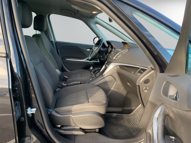 Zafira Tourer 1.4T Edition AHK Navi Klima PDC