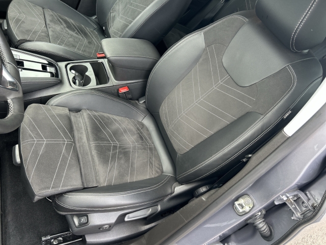 Grandland (X) 1.2 Turbo Elegance AHK Navi 360Kam