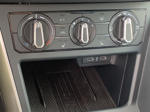 Polo 1.0 Life Klima SHZ GJR 3J Anschlussgarantie