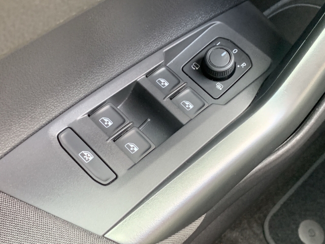 Polo 1.0 Life Klima SHZ GJR 3J Anschlussgarantie