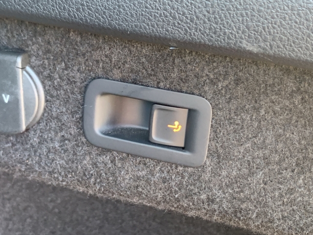 Passat Variant 2.0 TDI Business AHK Navi Kamera