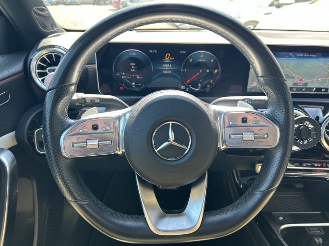 A 180 d AMG Line HUD Pano Navi Memory Sitze LED