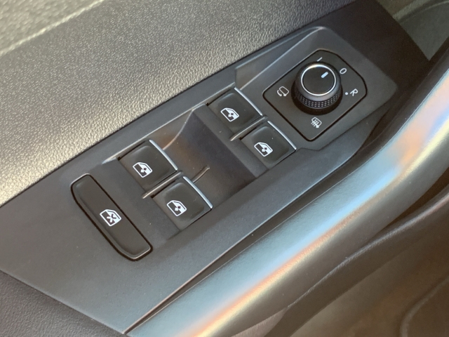 Taigo 1.0 TSI Goal SHZ GJR ACC App-Connect
