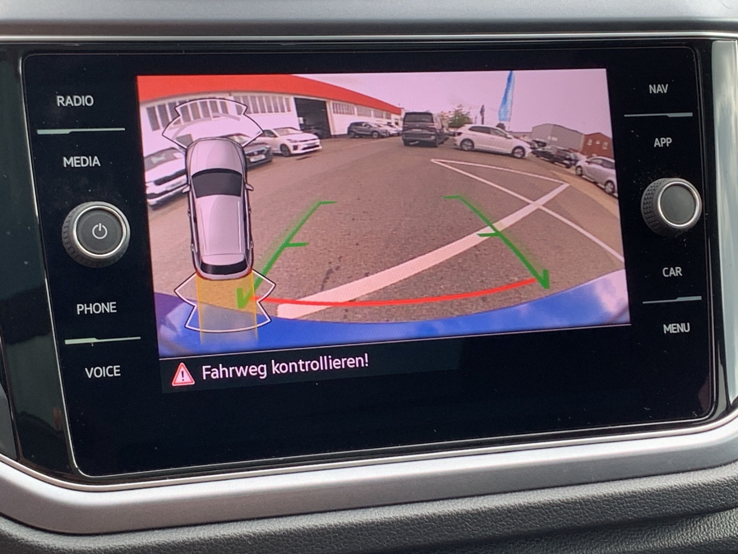 T-Roc 2.0 TDI Style AHK Pano Navi El. Heckklappe