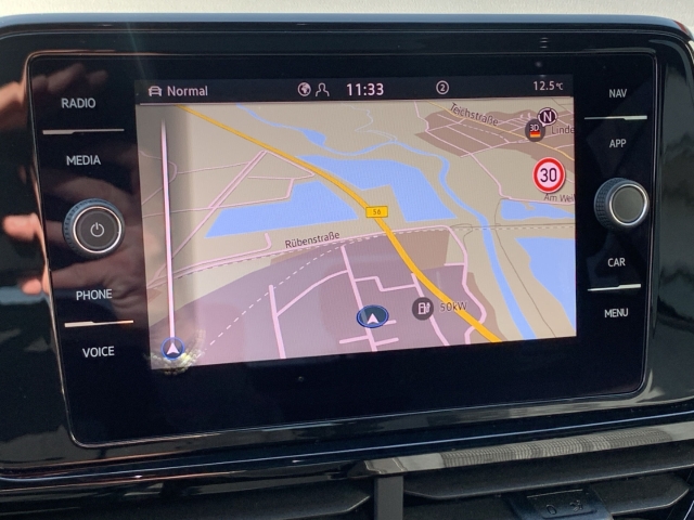 T-Roc 1.0 TSI R-Line Navi Panodach ACC App-Conn.