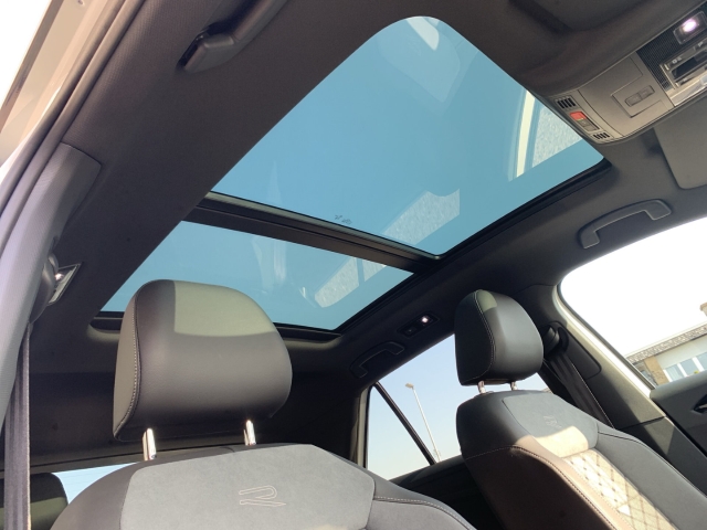 T-Roc 1.0 TSI R-Line Navi Panodach ACC App-Conn.