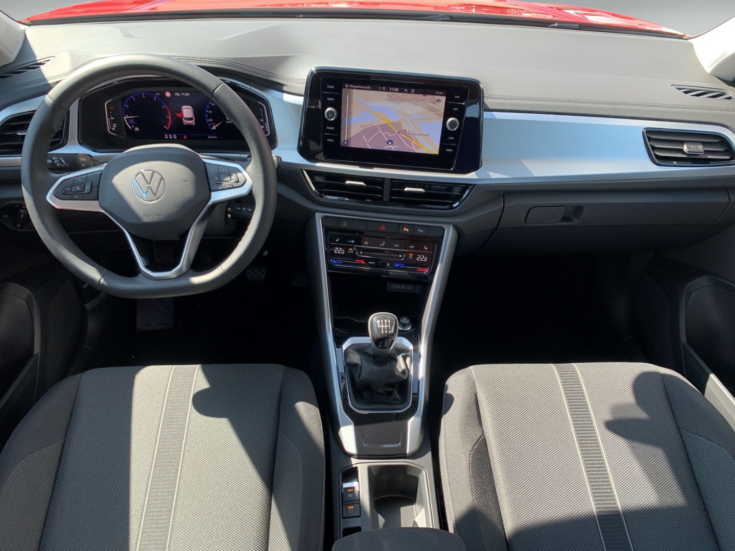T-Roc 1.0 TSI Life AHK Standhzg Rückfahrkam. Navi