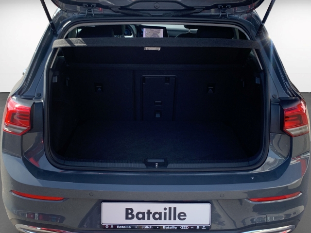 Golf VIII 1.5 TSI Active HUD StandHZG Navi ACC