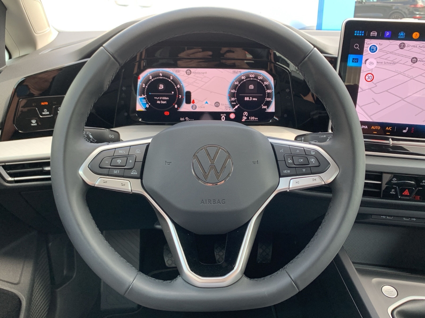Golf VIII 1.5 TSI Life 149,- ohne Anzahlung