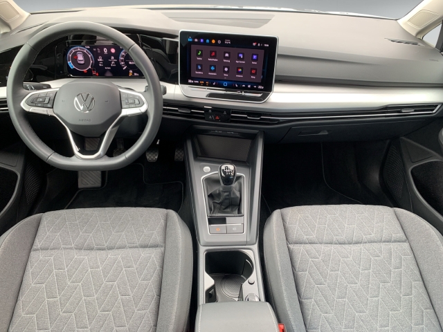 Golf VIII 1.5 TSI Life StandHZG AHK Kamera SHZ
