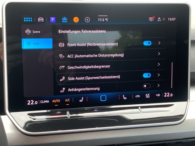 Golf VIII 1.5 TSI Life StandHZG AHK Kamera SHZ
