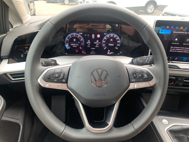 Golf VIII 1.5 TSI Life AHK ACC Kamera App-Conn.