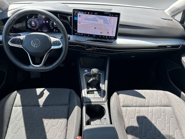 Golf VIII 1.5 TSI Life AHK Navi ACC SHZ GJR