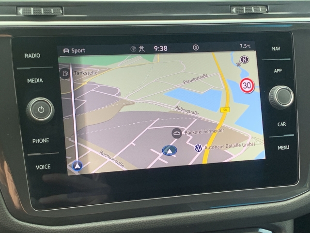 Tiguan Allspace 2.0 TDI 4M R-Line AHK StandHZG