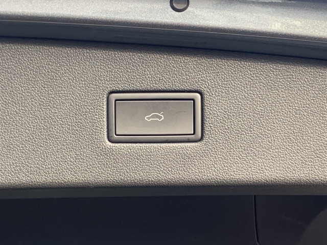 Tiguan Allspace 2.0 TDI 4M R-Line AHK StandHZG