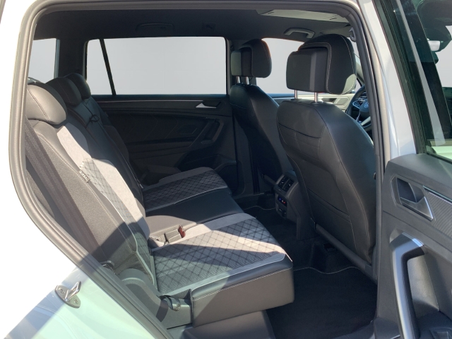 Tiguan Allspace 2.0 TSI 4M R-Line 7-Sitze AHK