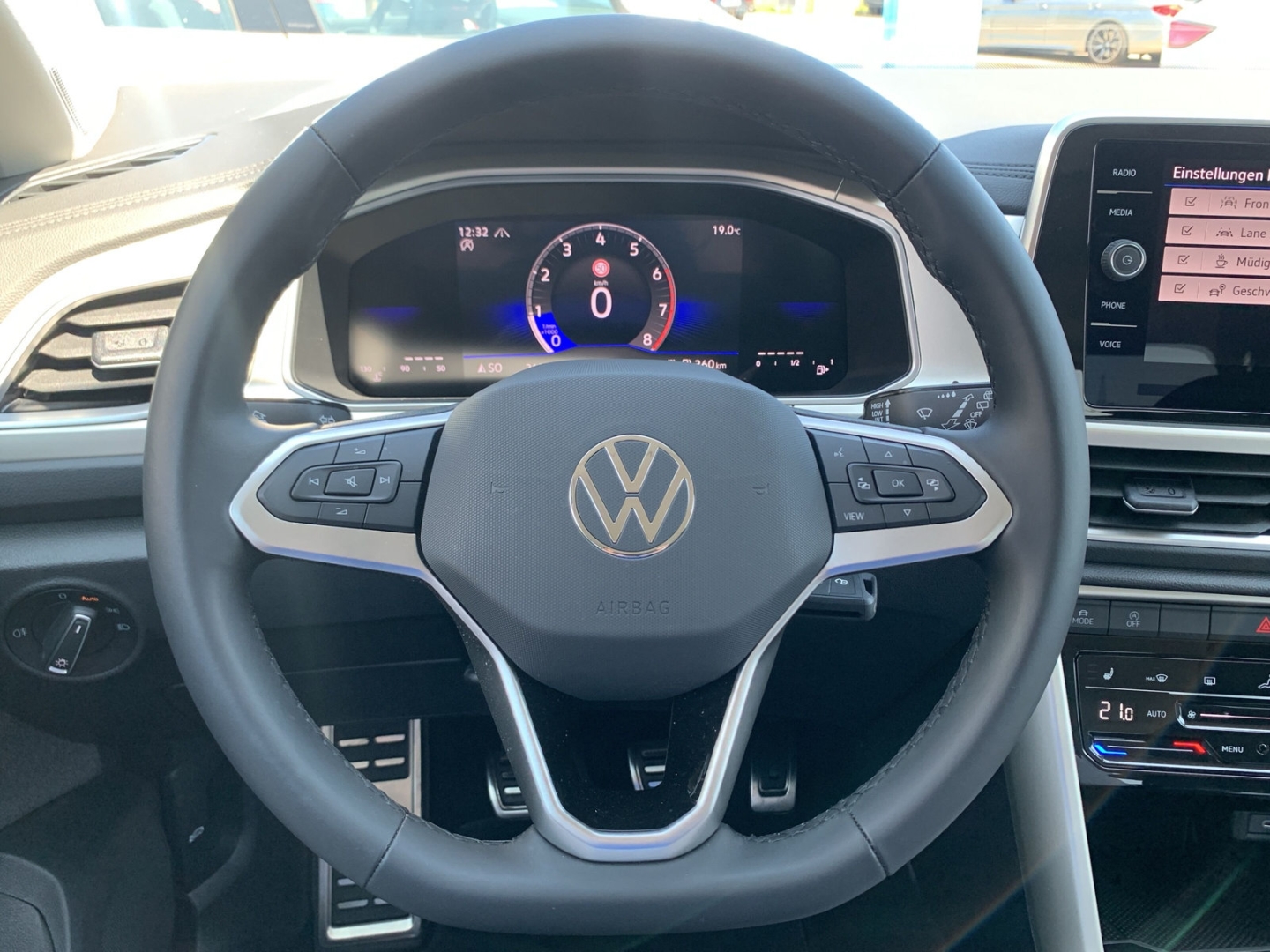 T-Roc 1.5 TSI Move Navi LED App-Connect SHZ PDC