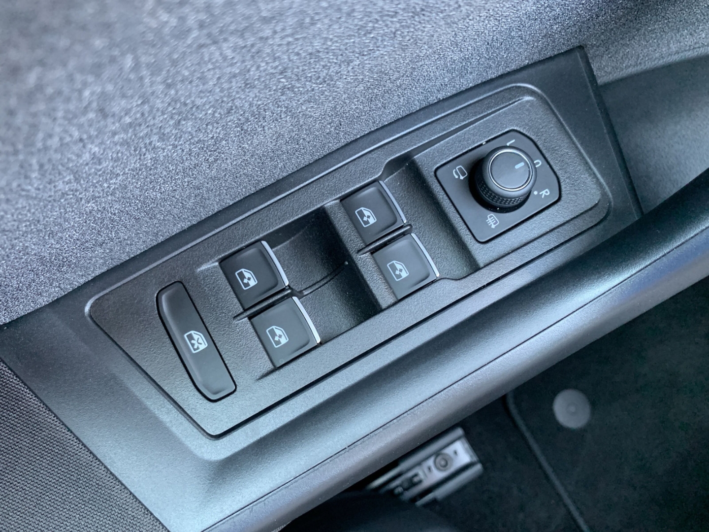 T-Roc 1.5 TSI Move Navi LED App-Connect SHZ PDC