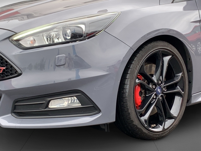 Focus Turnier ST 2.0 TDCi Navi Leder Soundsystem