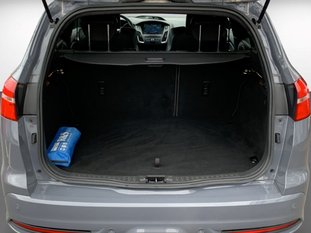 Focus Turnier ST 2.0 TDCi Navi Leder Soundsystem