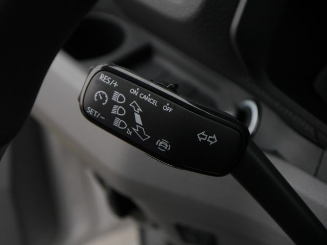 Crafter 35 2.0 TDI Kasten AHK Klima PDC