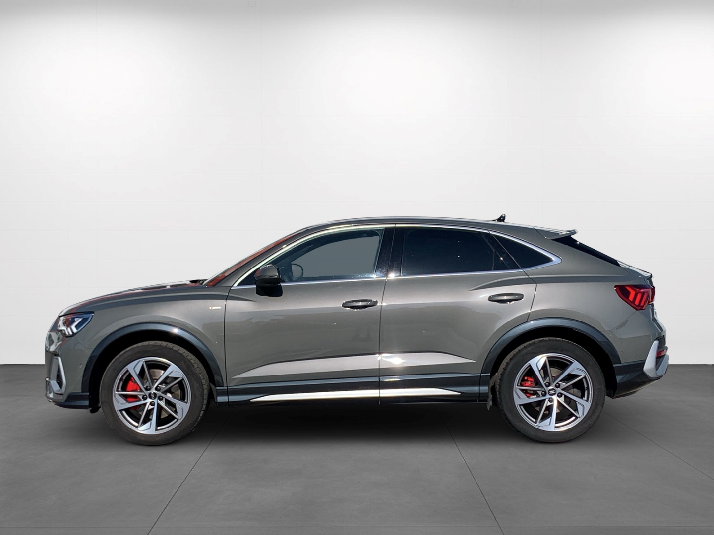 Q3 Sportback 2.0 TFSI quattro S-line AHK SHZ LED