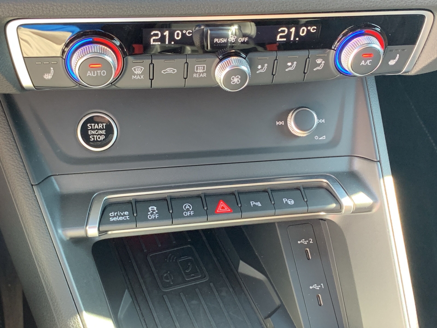 Q3 Sportback 2.0 TFSI quattro S-line AHK SHZ LED