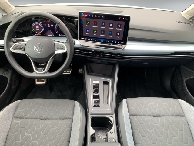 Golf VIII 1.5 TSI eHybrid Goal ACC SHZ Kamera