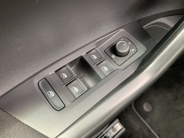 Polo 1.0 TSI Move LED App-Connect Klima PDC DAB
