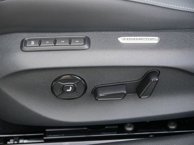 Passat Variant 2.0 TDI Elegance DSG AHK Navi SD