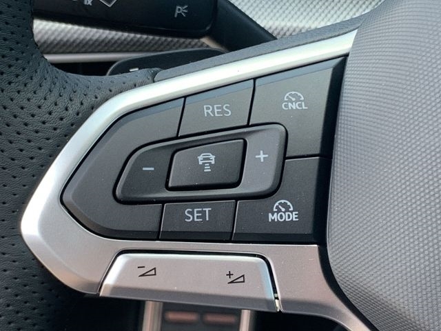 Golf VIII GTE 1.5 eHybrid DSG AHK Navi