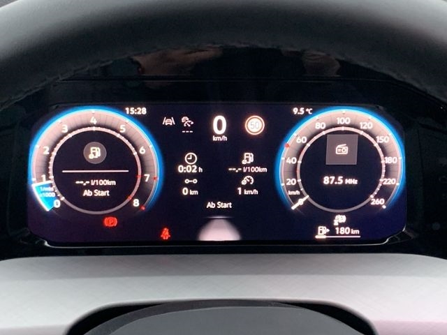 Golf VIII 1.5 TSI Life Navi ACC SHZ