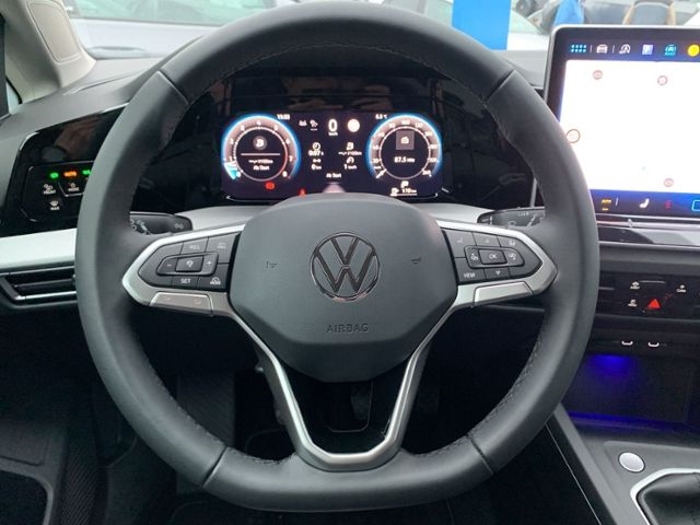 Golf VIII 1.5 TSI Life Navi ACC SHZ