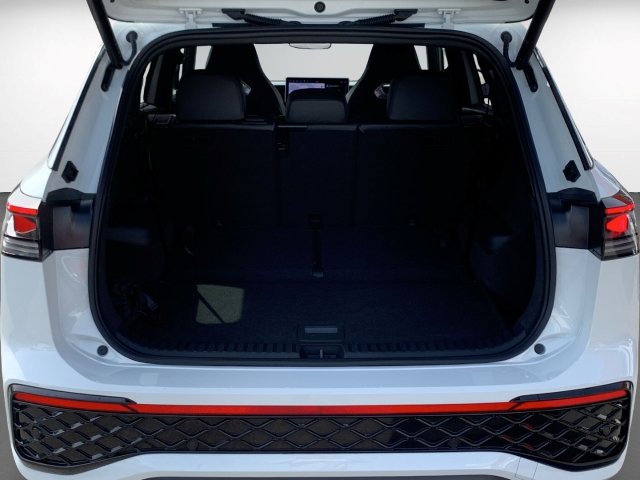 Tayron 2.0 TDI R-Line DSG 7-Sitze AHK Kamera ACC