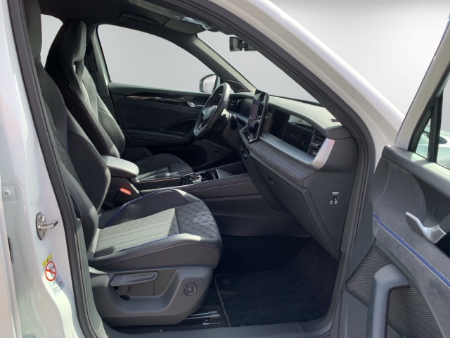 Tayron 2.0 TDI R-Line DSG 7-Sitze AHK Kamera ACC